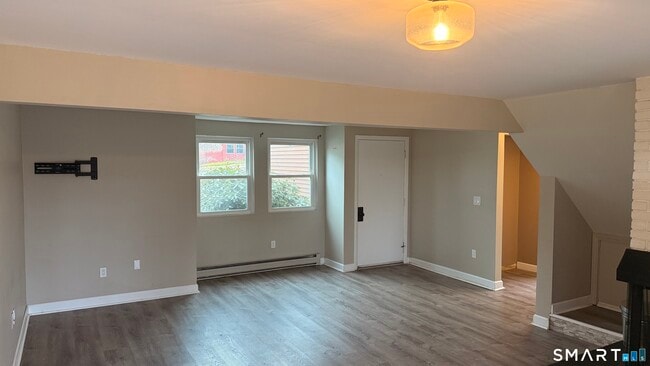 Photo - 11 Little River Ln