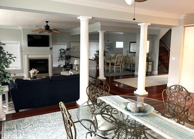 Photo - 1618 Beacon Ln