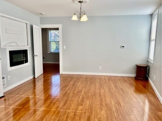 Photo - 52 Essex St Unit 2