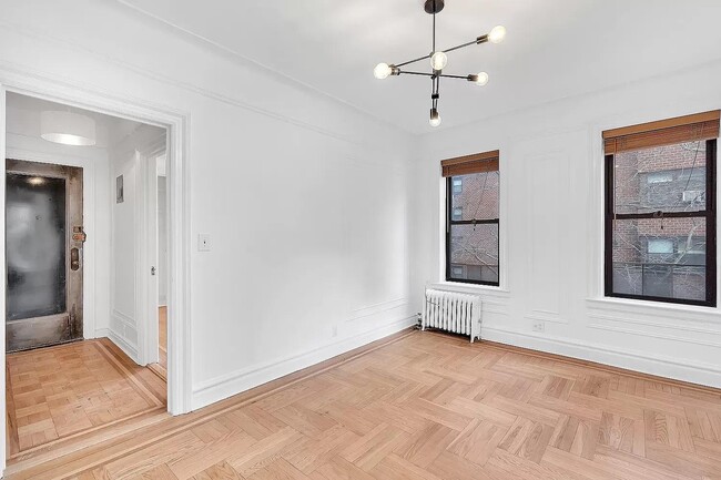 Photo - 57 W 93rd St