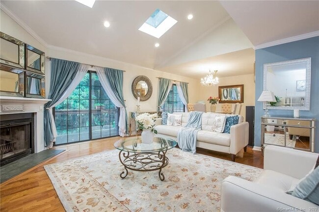 Building Photo - 197 Bridge St Unit APT 23