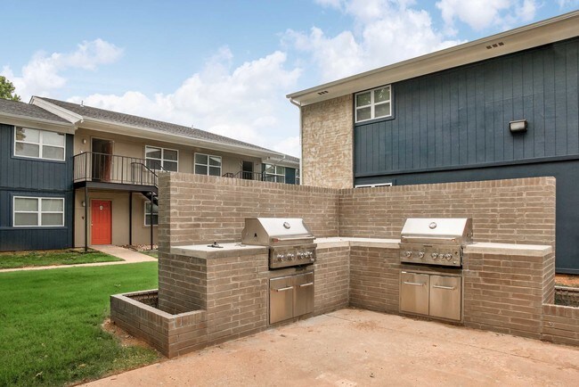 Photo - Charleston Apartments