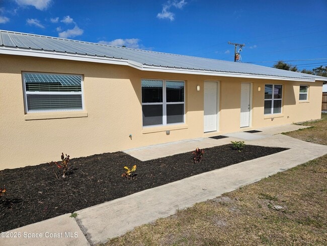 Building Photo - 105 Lagrange Ave