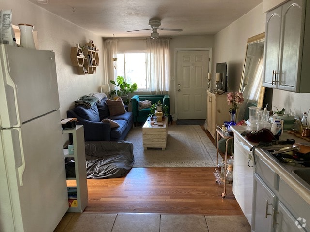 Building Photo - 1109 W Plum St Rental