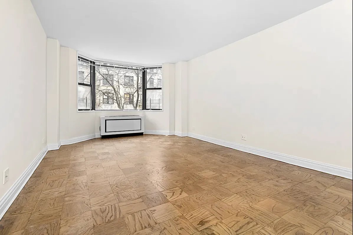 Photo - 243 Riverside Dr Unidad 306