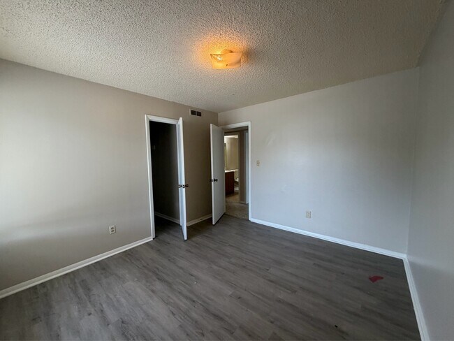 Photo - 2218 Wind Trace Cir SW