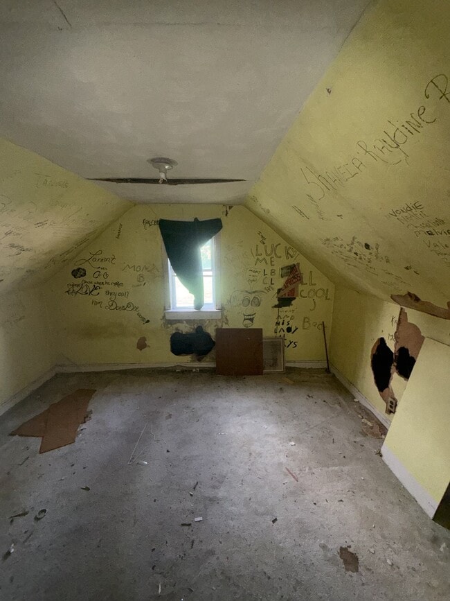3511 Converse Ave