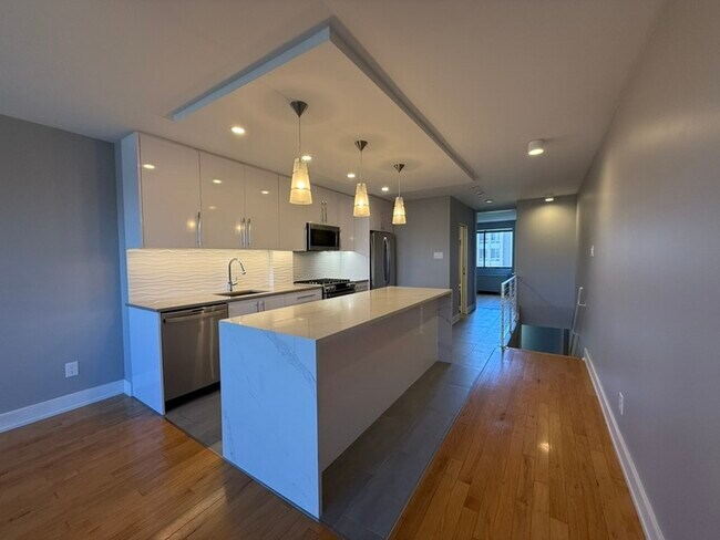 Photo - 1245 13th St NW