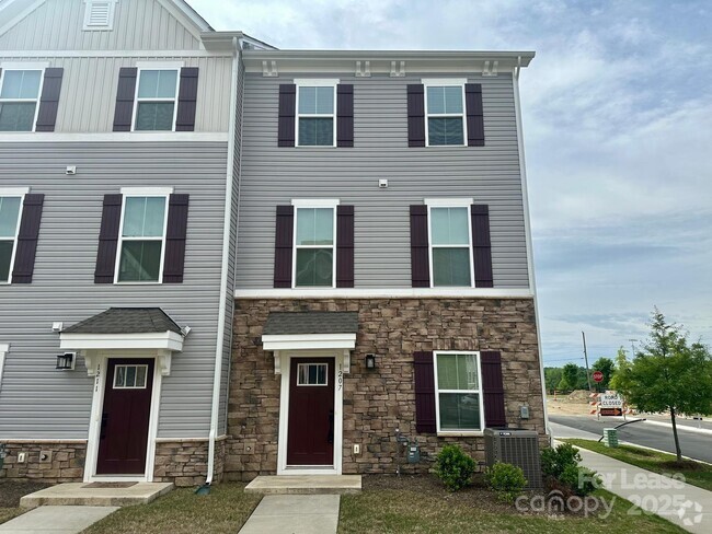 Building Photo - 1207 Newell Towns Ln Rental