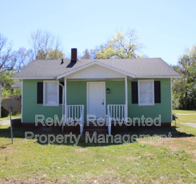 Photo - 1510 Koger St House