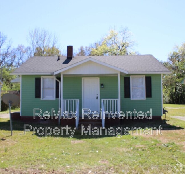Building Photo - 1510 Koger St Rental