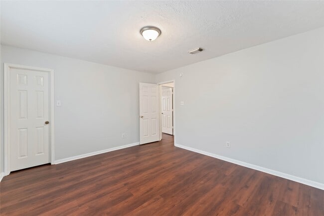 Photo - 21507 Windsor Castle Dr