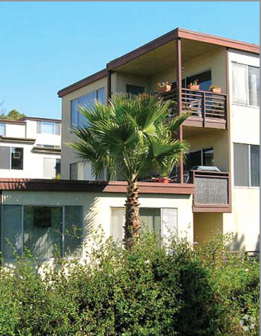 Building Photo - Villa Point Loma Rental