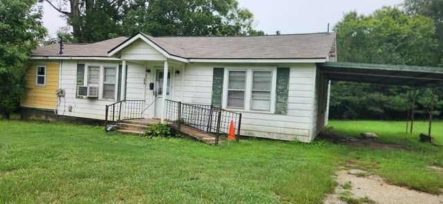 Photo - 204 S Rhodes St House