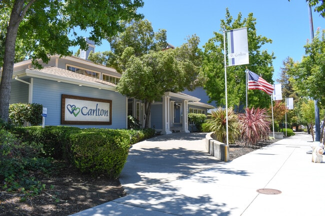 Independent Living in Downtown Concord - Carlton Senior Living Concord Apartments