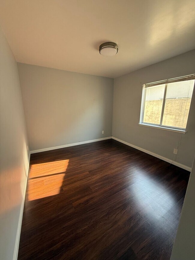 Photo - 3 bed, 2 bath single story Chatsworth home