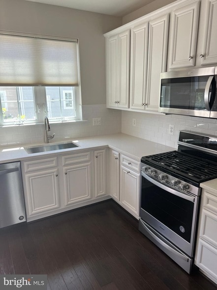 Photo - 2732 Wessex Cir