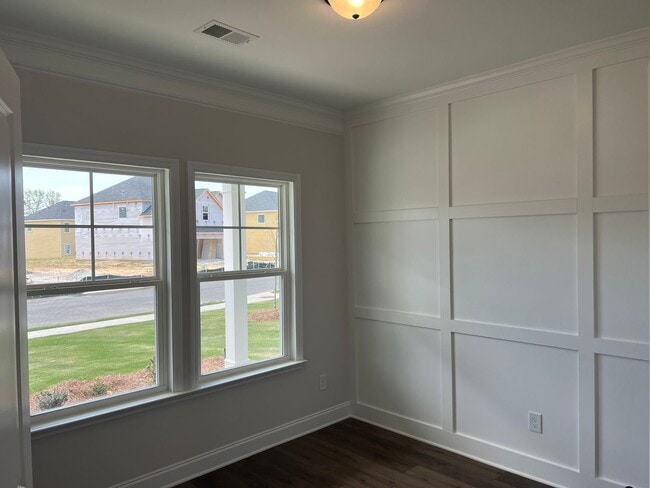 Photo - *** COMING SOON! *** Exquisite Rental Home Features 4 Beds, 2.5 Baths in John's Landing!