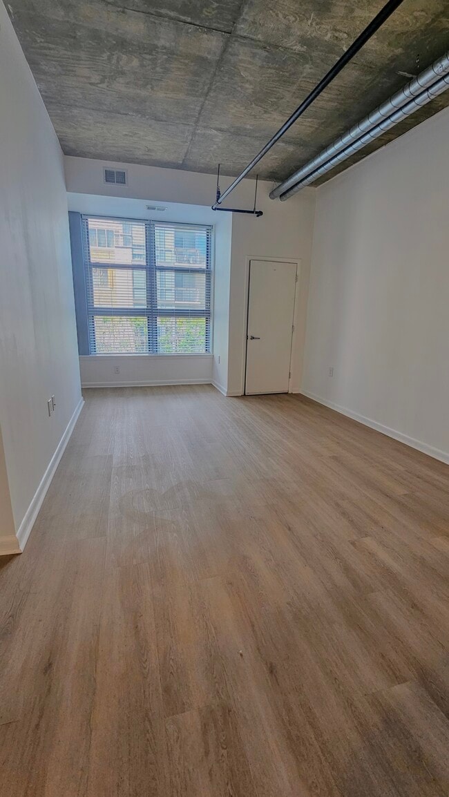 Photo - 1300 N St NW Unit 318