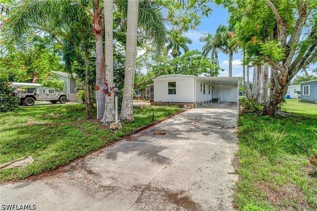 Photo - 120 Grassy Key Ln