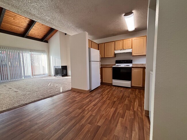 Photo - 4550 SW Murray Blvd Unidad 108