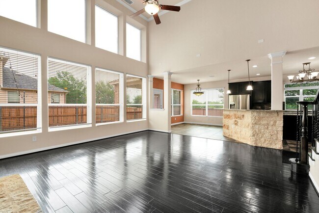 Photo - Spacious 5-Bedroom Beauty in Estonia –  with Community Perks!
