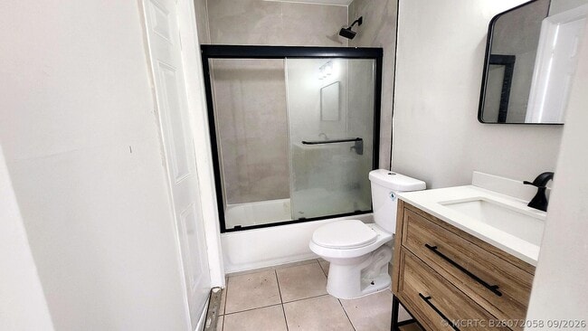 Building Photo - 435 NW 41st St Unit 4