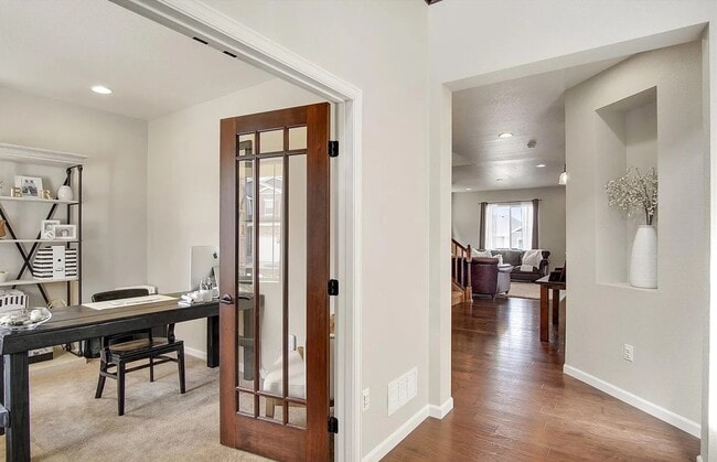 Photo - 912 McMurdo Cir