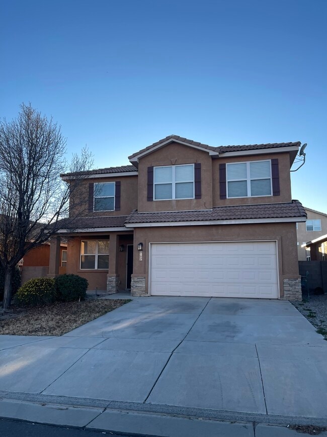 Photo - 919 Molten Pl NW