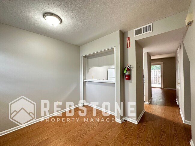 Photo - 1509 Edith St Unit H