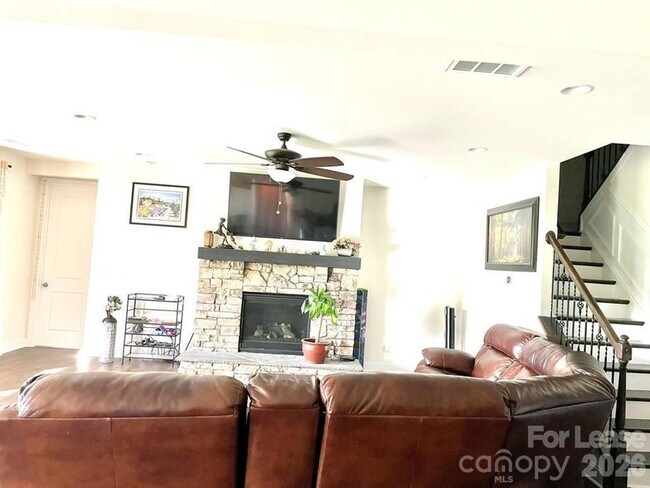 Photo - 10359 Paper Birch Dr