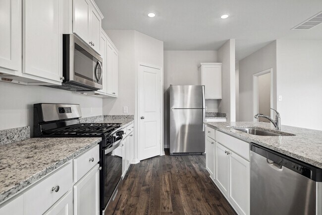 Photo - 21632 Lotus Elm St