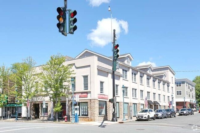Building Photo - 21 E Central Ave Unit 204 Rental