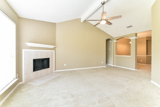 Photo - 3122 Rainpark Ln