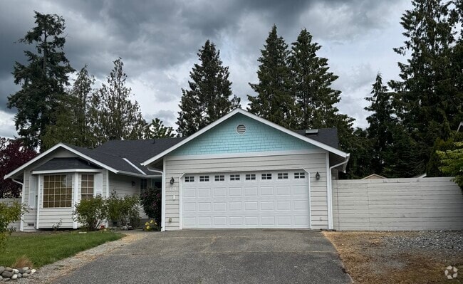 Building Photo - 424 S 29th Pl Rental
