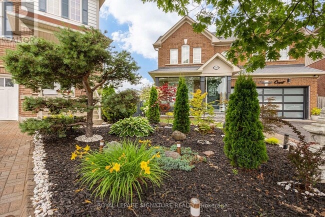 Photo - 1156 Cotswold Ct