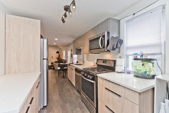 Photo - 1708 S Morgan St Unit 2R