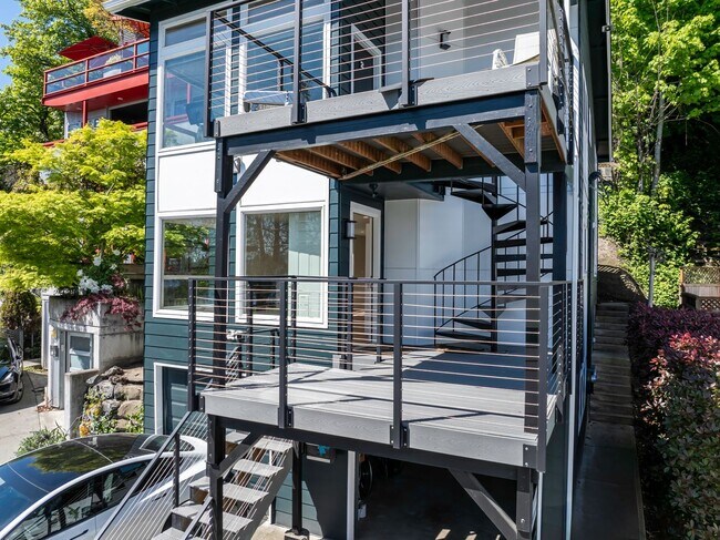 Photo - 329 Lakeside Ave S Unit Leschi1