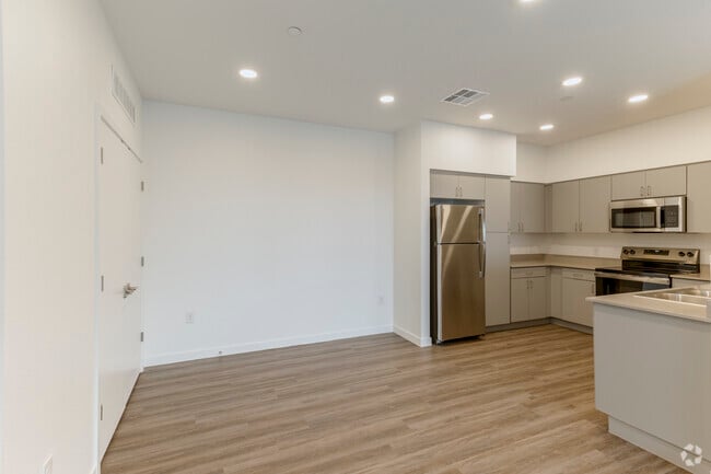 2BR, 2BA - 1,179SF - Dining Room