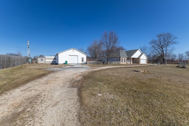 Photo - 12842 Ruby Rd