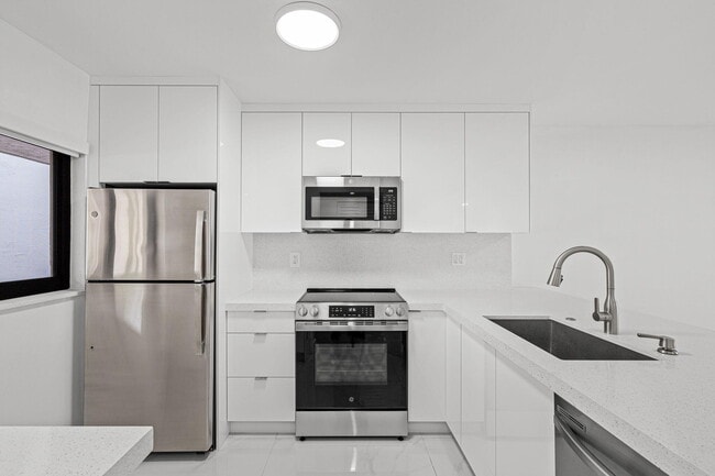 Building Photo - 510 W Park Dr Unit 104-3
