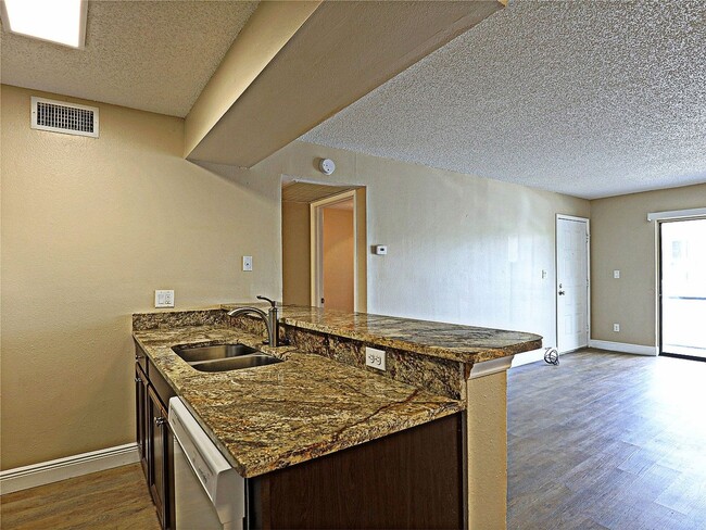 Photo - Mystic Gardens 5319-1905 Unit 5319 Summerlin Rd, 1905