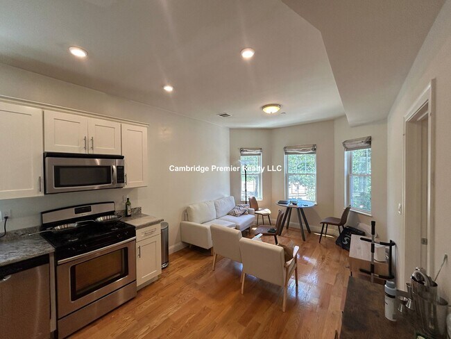 Photo - 6 Gilmore St Unit 2