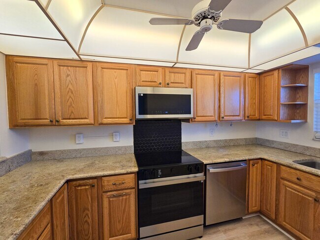 Photo - Penthouse in the Racquet Club annual rental!