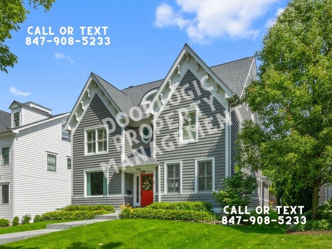 Photo - 735 W 8th St