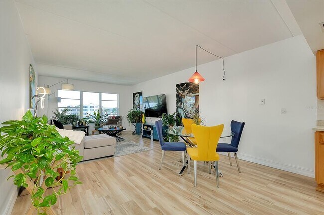 Photo - 3806 Gulf of Mexico Dr Unit C310