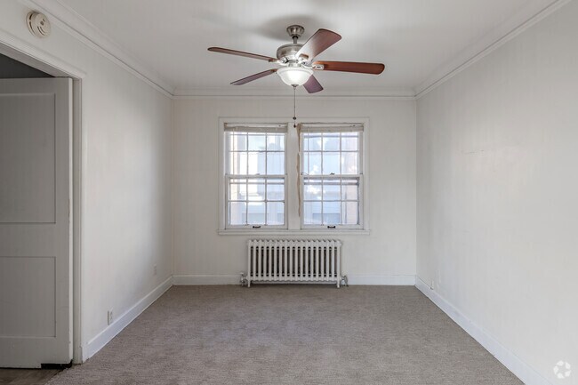 2BR, 1BA - 800SF - Dining Room - 2065 Niles Ave