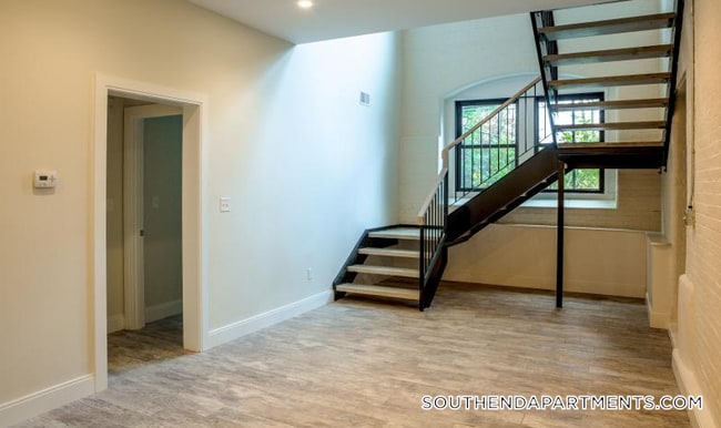 Photo - 11 Newcomb St Unit 4