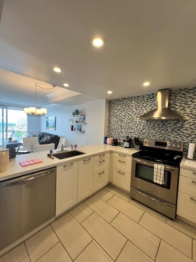 Photo - 6900 Bay Dr Condo Unit 10H