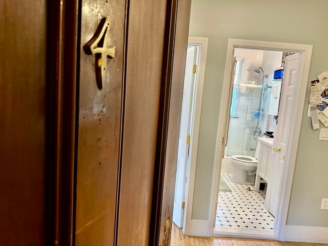 Photo - 49 Grove St Unit 4